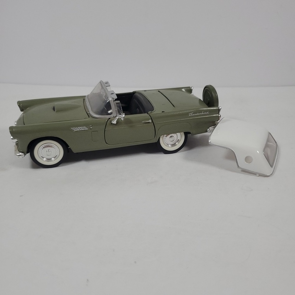 1956 FordThunderbird Soft Top Green 1/24 Diecast Model